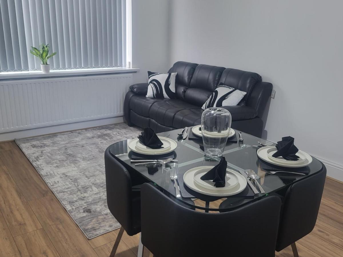 Spacious & Cosy Holiday Home In Манчестър Екстериор снимка