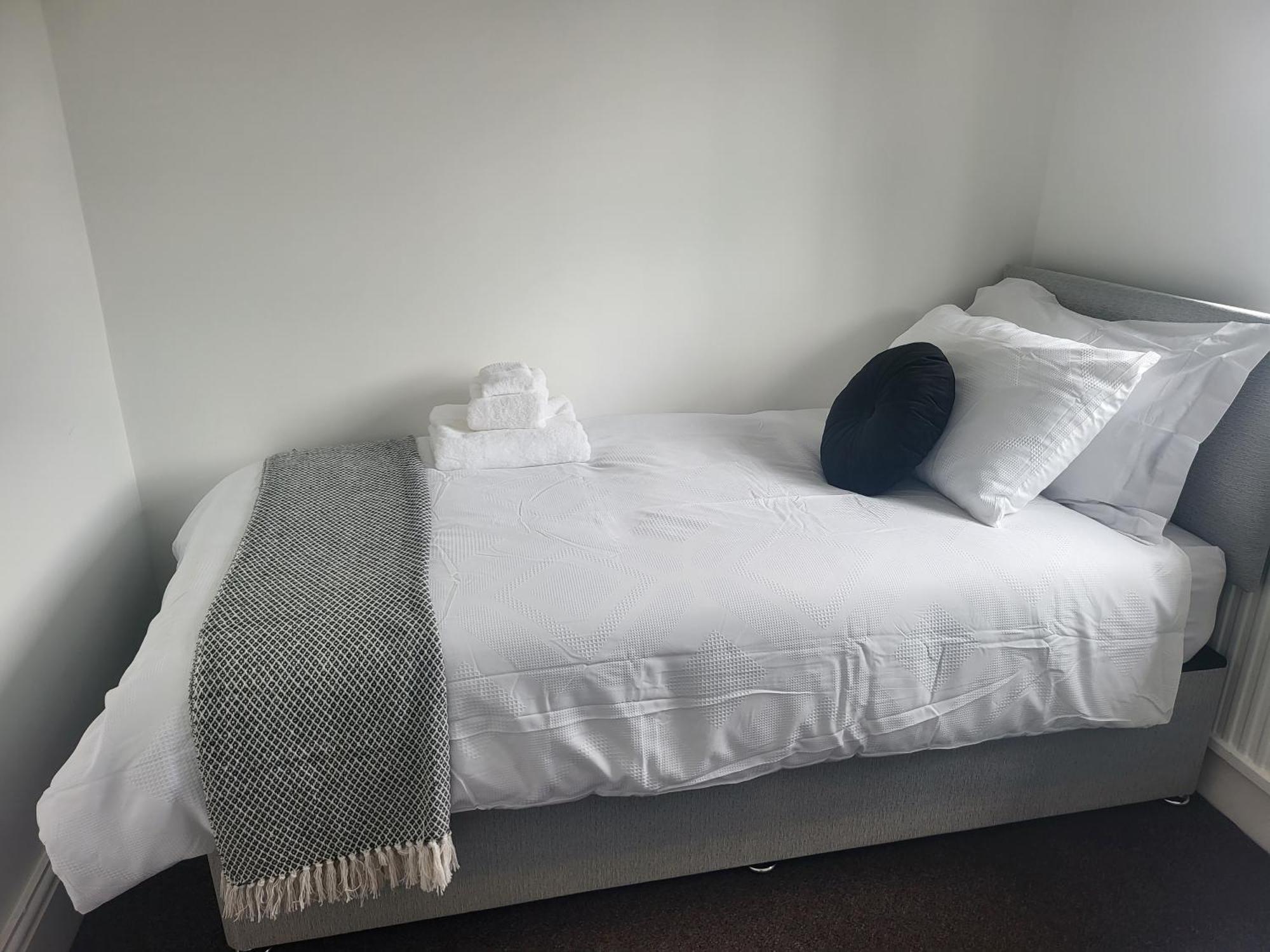 Spacious & Cosy Holiday Home In Манчестър Екстериор снимка